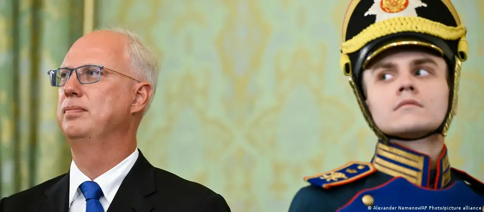 Глава РФПИ и спецпредставитель сообщил о телефонных переговорах 3 июня и спрогнозировал возможную активизацию диалога; ранее кандидат в США отвергал договорённости с Россией по Донбассу.