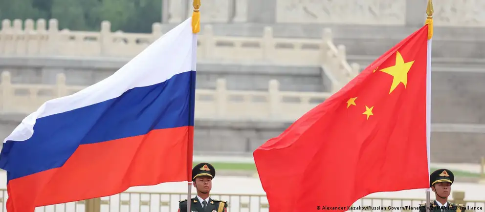 Евросоюз утверждает, что располагает подтверждениями подготовки российских военнослужащих в Китае — обучение проходило в нескольких местах, и некоторые из подготовленных затем оказались на линии фронта в Украине.