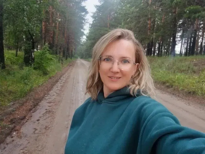 В посёлке Строителей депутат окружного совета Ирина Авдошкевич на своей иномарке сбила мальчика, шедшего по обочине. Сведения о его состоянии пока отсутствуют. Авдошкевич ведёт предвыборную кампанию и недавно победила в праймериз «Единой России».