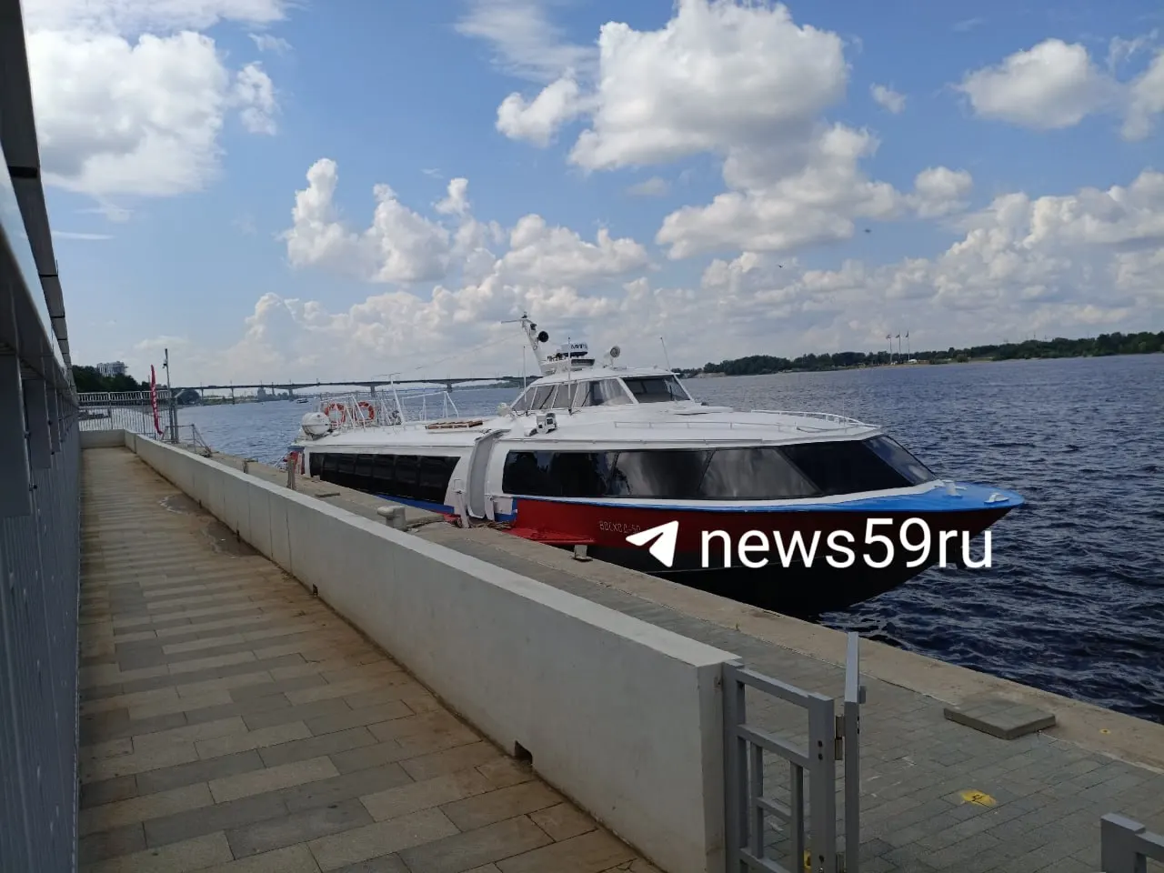 В&nbsp;Перми пришвартовалось судно на&nbsp;подводных крыльях «Восход‑50»