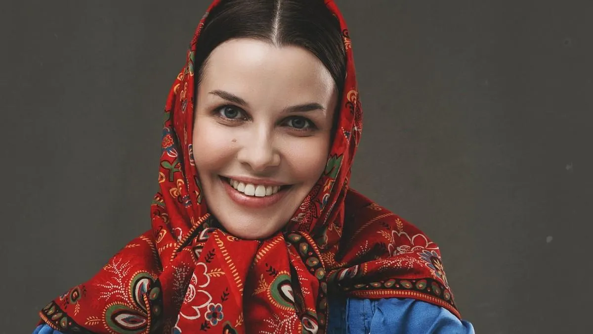 Татьяна Куртункова объявлена хедлайнером праздничного концерта — в программе прозвучит песня «Матушка-земля, белая березонька». Решение вызвало смешанные отклики.