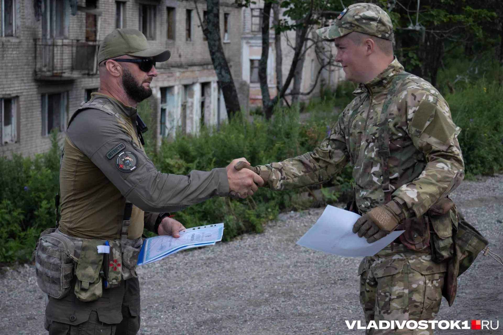 Во Владивостоке в рамках проекта «Муралы Победы» на одном из пилонов Золотого моста создадут монументальную роспись, посвящённую дружбе России и КНДР и памяти северокорейских военнослужащих.