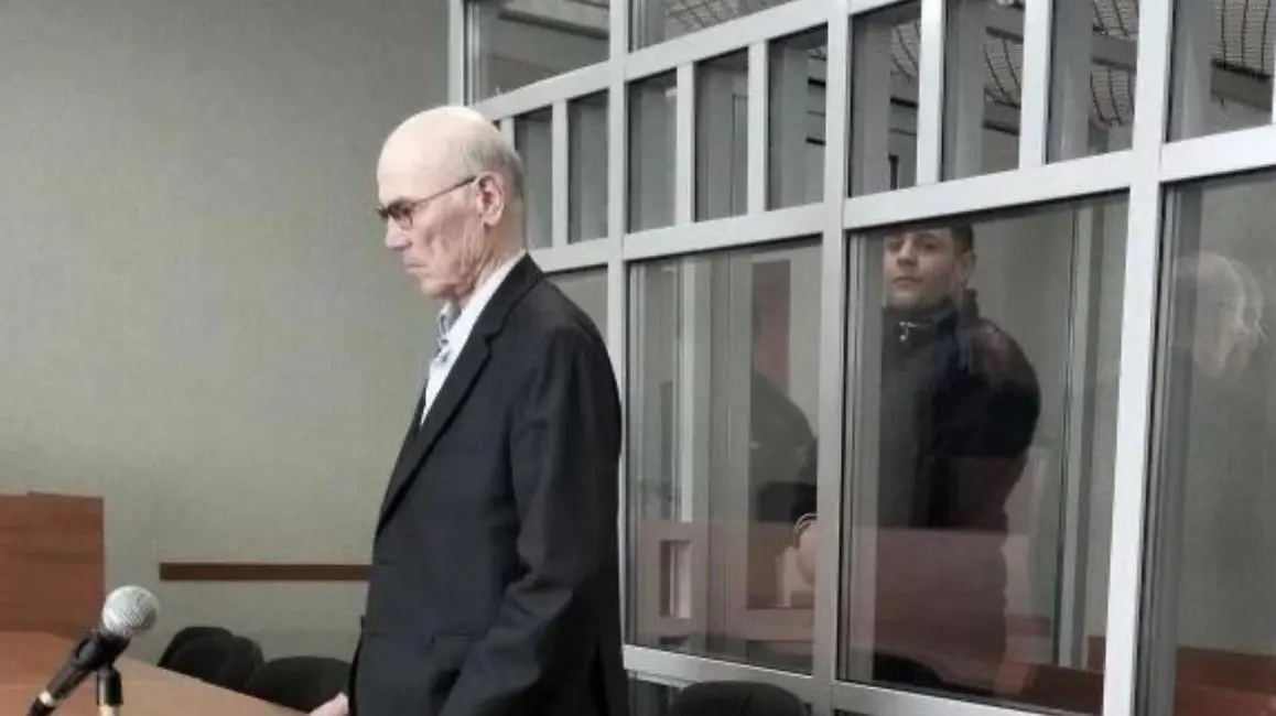 Суд приговорил Ису Мирзаева к четырём годам колонии за избиение двух девушек после отказа знакомиться в баре; обе потерпевшие получили переломы челюсти и потеряли зубы.
