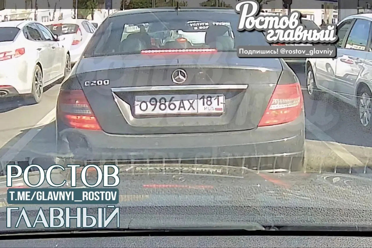 Очевидцы отмечают рост агрессивного вождения у машин с кодами 180 и 181. Женщина на «Мерседесе» ударила автомобиль и уехала с места, не дождавшись оформления ДТП.