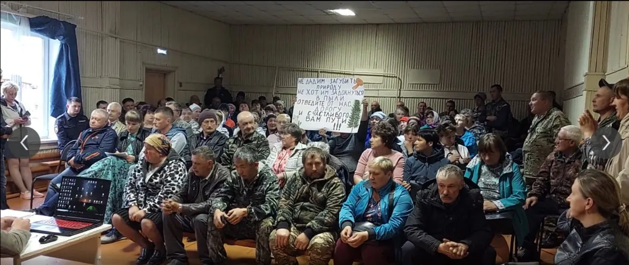Забайкальский краевой суд отменил решение, запрещавшее прокладку трассы «Зашулан — Гершелун», против которой выступали экологи и местные жители из-за угрозы для поймы реки Чикой и редких видов.