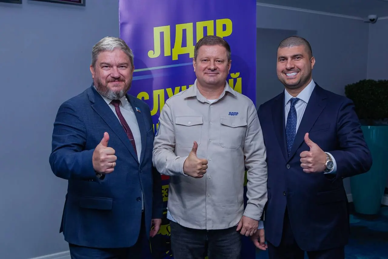 На региональной конференции партии сформирован общепартийный список: один из кандидатов вошёл в общий список, другой будет баллотироваться по Кировскому округу, в который вошли Умба и часть Апатитов.