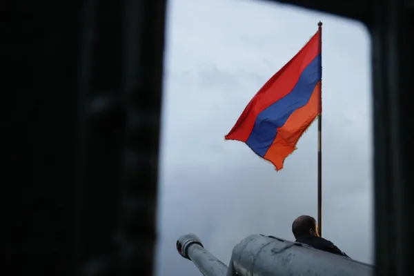 С 2 июня во временный запрет на ввоз в Россию попали свежие фрукты из Армении. Ранее ведомство уже вводило ограничения на ряд других продуктов.