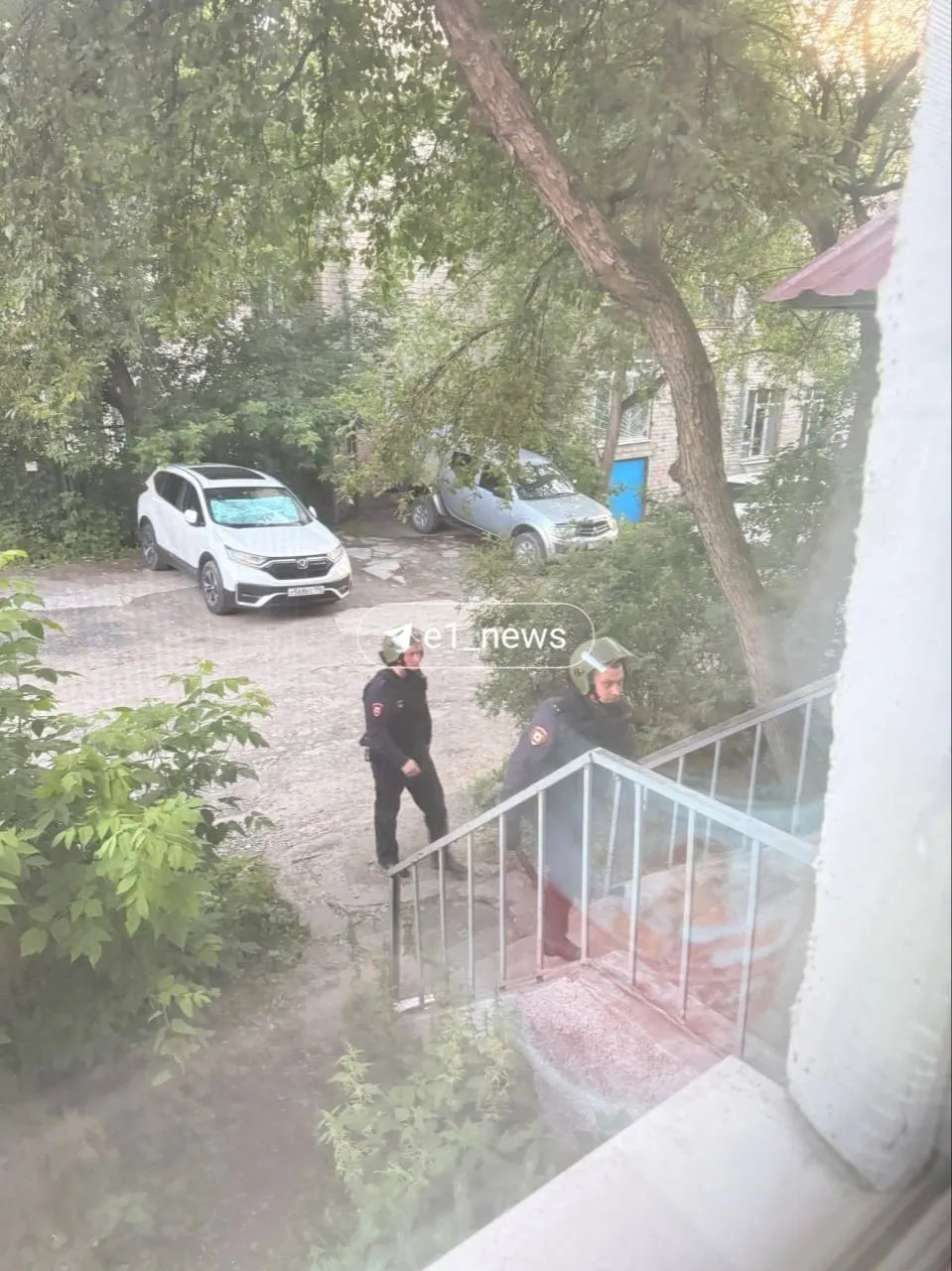 В Эльмаше мужчина получил ножевое ранение после конфликта в квартире: пострадавший в стабильном состоянии, против подозреваемого возбуждено уголовное дело.
