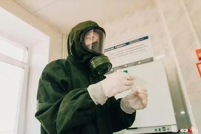 В хозяйстве в Новокуровке Хворостянского района обнаружили очаг бруцеллёза крупного рогатого скота. Жителям напоминают о путях передачи инфекции и мерах предосторожности.