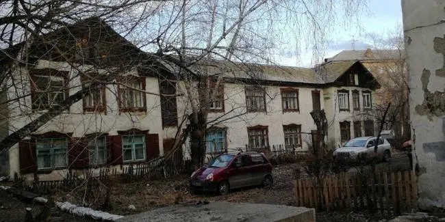 Мэр подписал постановление о комплексном развитии территории на набережной Тухачевского: под снос попадут два двухэтажных дома, на их месте планируют около 3,9 тыс. кв. м нового жилья.