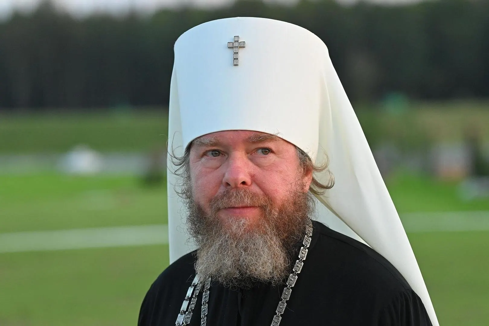 Совет ЕС внес в санкционный список десять физических лиц и одну организацию за распространение пропаганды, дезинформацию и поддержку войны против Украины; меры предусматривают заморозку активов и запрет на предоставление финансовых ресурсов в ЕС.