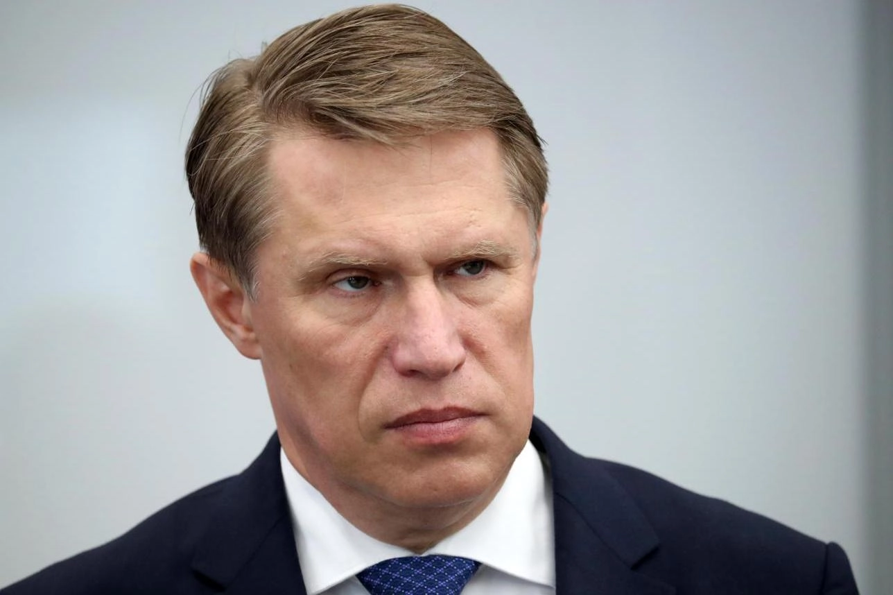 Минздрав заявил, что в прошлом году консультирование помогло сохранить более 46 тысяч беременностей; ВРТ обеспечили свыше 32 тысяч рождений. По данным Росстата, в 2024 году проведено 444,3 тысячи абортов.