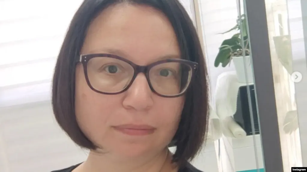 Судья заочно назначил востоковеду и бывшей журналистке наказание за неисполнение обязанностей, связанных со статусом «иностранного агента». Ей также на год запретили администрировать сайты.