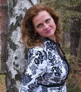 В ритуальном комплексе «Память» проводили в последний путь двух жителей Краснооктябрьского района, погибших в результате ракетного удара 27 июня 2026 года. Родственники вспоминают их как заботливых и преданных семье людей.