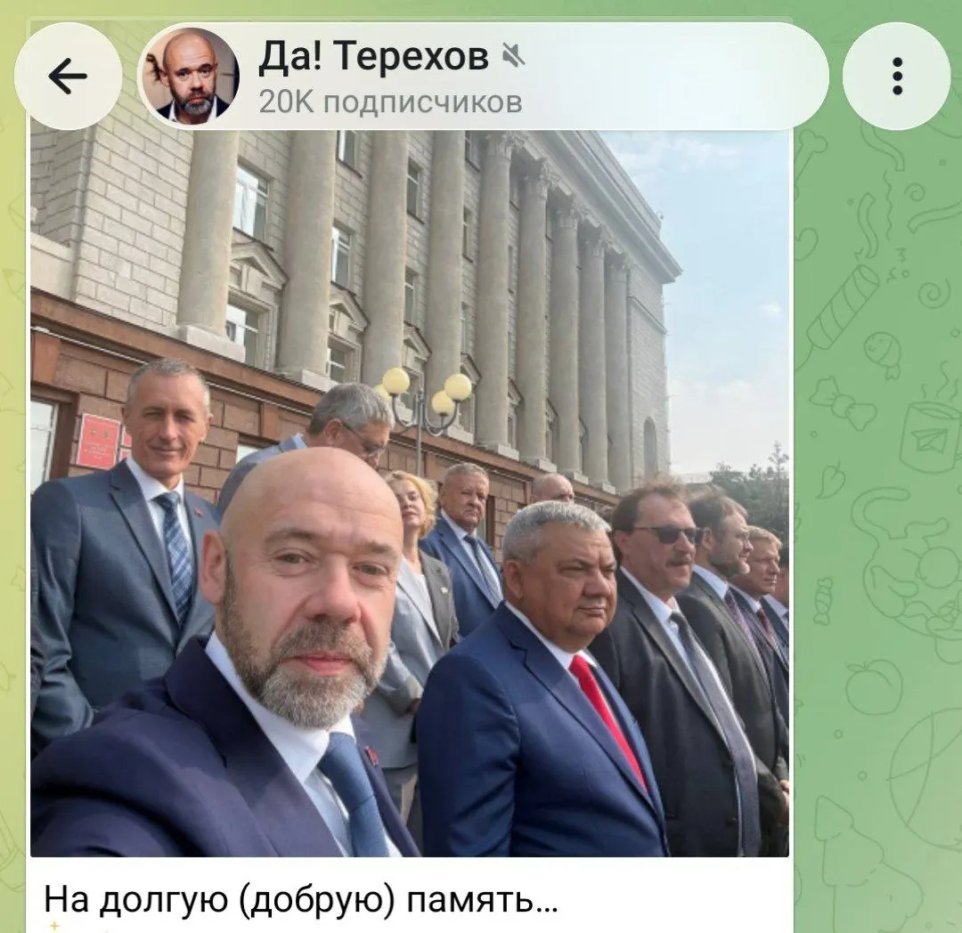 На последней сессии он опубликовал прощальные записи и не объявлял о намерении выдвигаться на новый срок. Вместе с коллегой он подвёл итоги работы; в последние годы внимание депутата смещалось в сторону спорта и бизнеса.