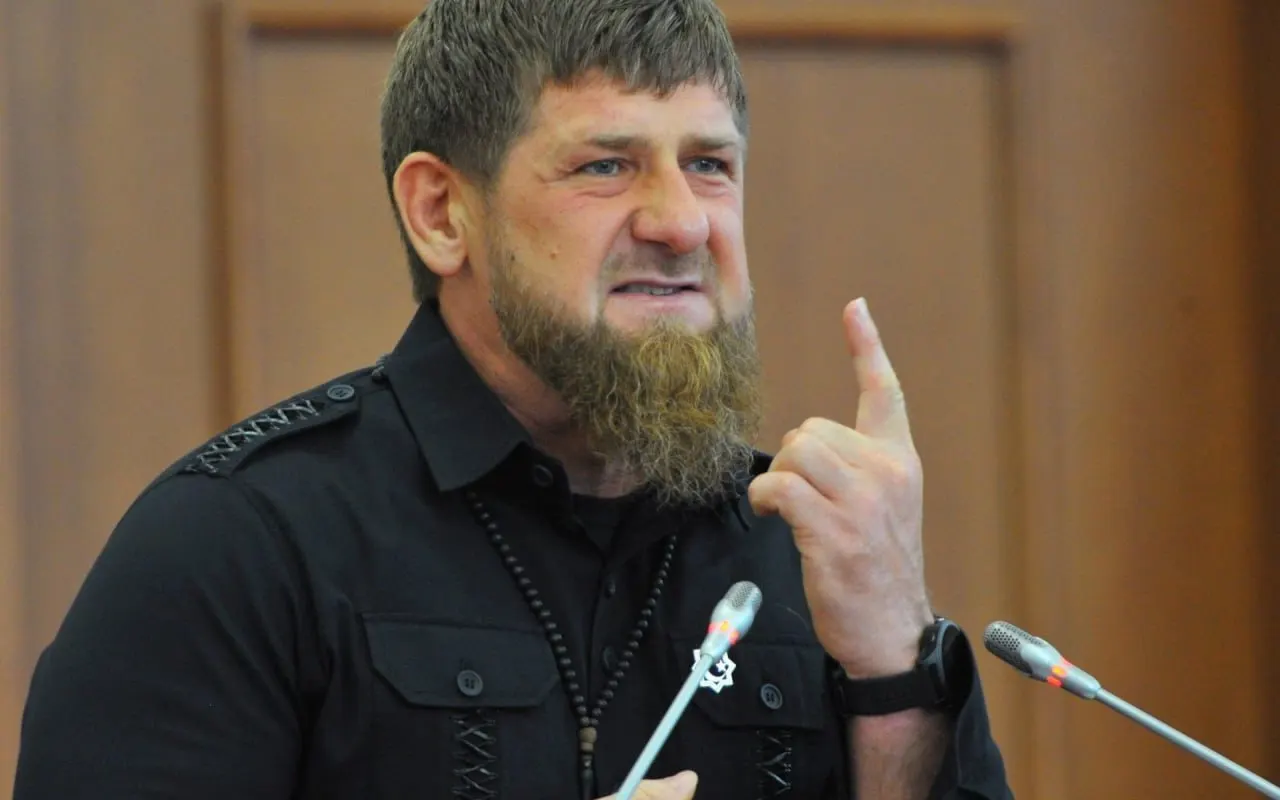 Глава Чечни Рамзан Кадыров обвинил страны НАТО в прямой помощи Украине и предложил перейти к ударам по государствам‑поставщикам оружия, заявив, что «Россия не будет терпеть» такие поставки.