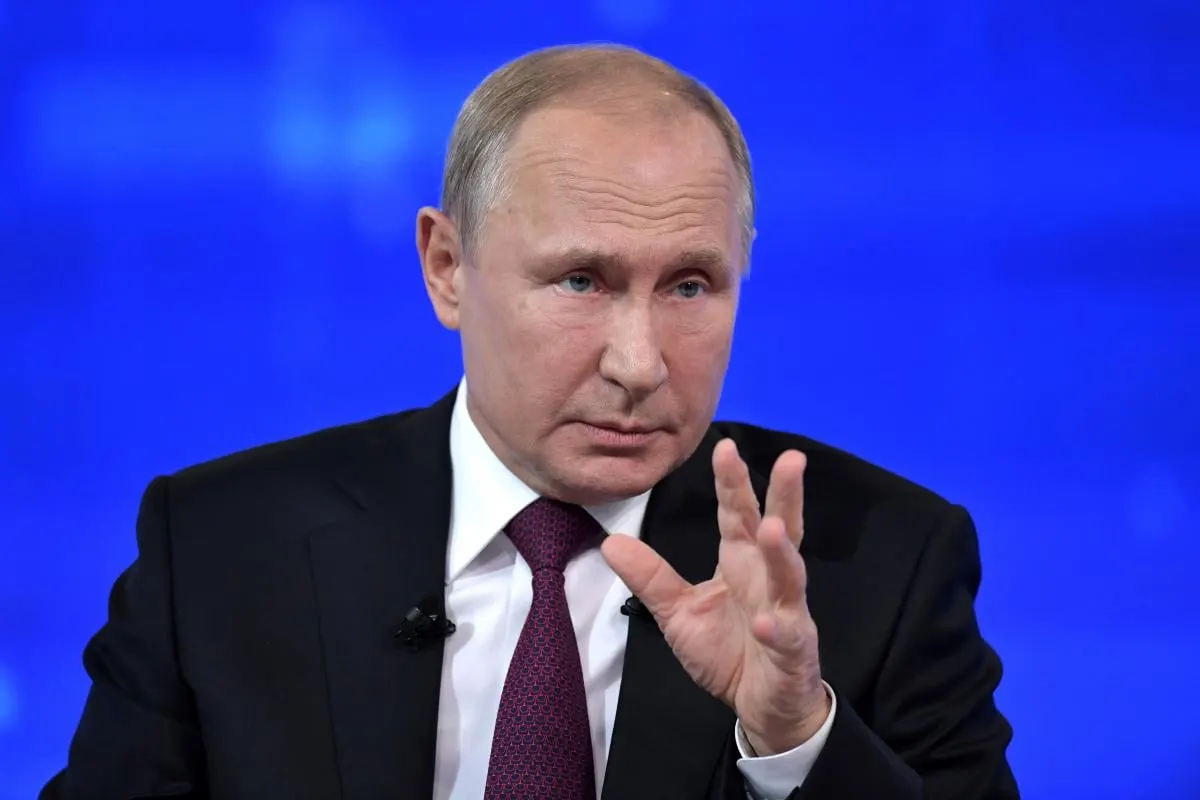 Бывший премьер Швеции считает, что Россия не в состоянии добиться всех максималистских целей в Украине. Он призывает Кремль согласиться на прекращение огня по текущей линии, иначе риск сокрушительного поражения и утраты контроля над Крымом существенно возрастёт.