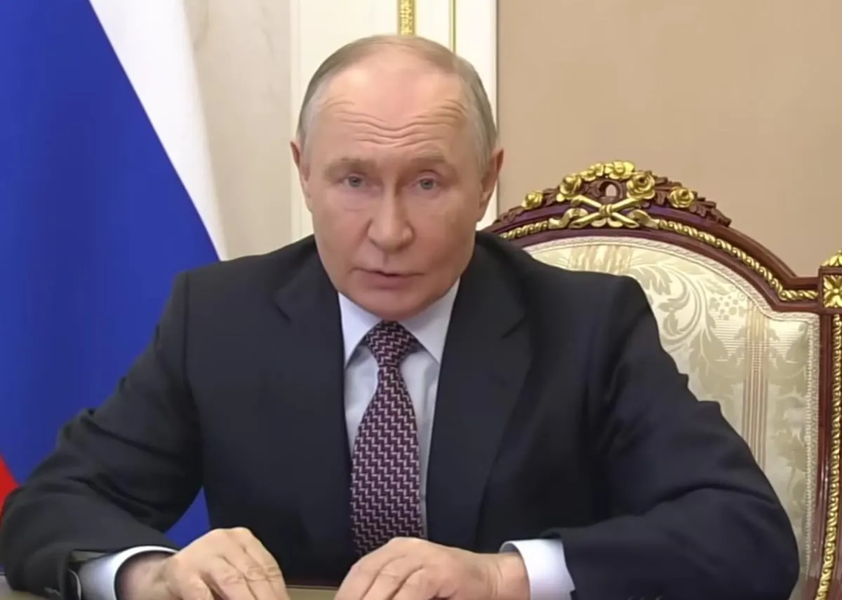 Серия атак и гибелей высокопоставленных офицеров выявила растущее противостояние между военными и спецслужбами: военные требуют защиты, которую спецслужбы не готовы брать на себя, а потери подрывают моральный дух армии.