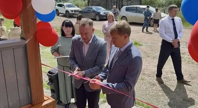 Судебный участок №62 торжественно открылся в новом помещении в здании, где располагается больница: перерезали ленту, выступал творческий коллектив. Руководители поблагодарили власти за поддержку.