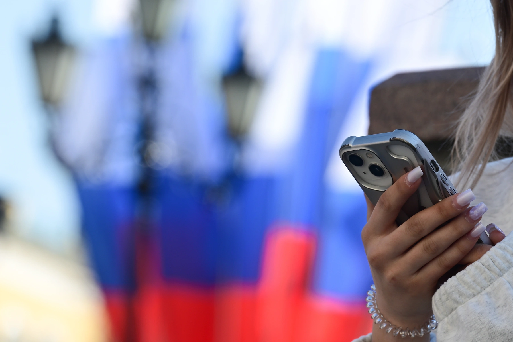 Проект «На связи» не зафиксировал заметных улучшений в работе «белых списков» сайтов. Доступность сервисов остаётся неравномерной по регионам, а точные данные есть только у операторов связи.