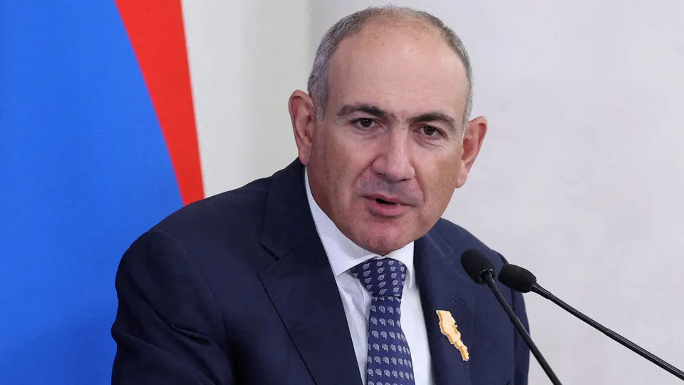 Премьер-министр Армении заявил, что последовательные ограничения на ввоз армянских товаров со стороны России парализуют Евразийский экономический союз. Ереван ищет альтернативные рынки, а ЕС выделил экстренную помощь для переориентации экспорта.