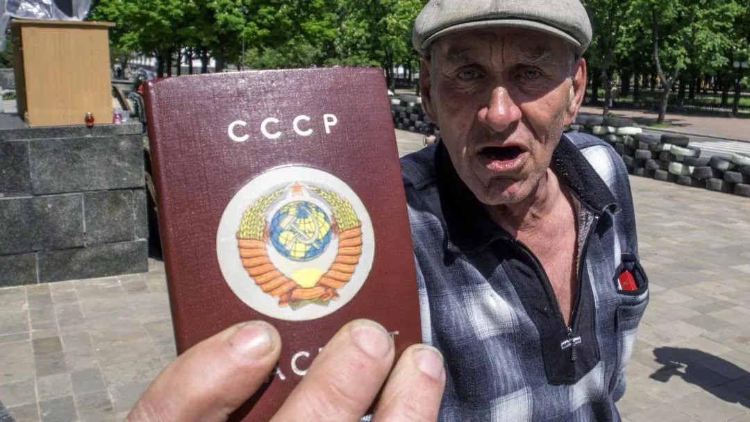 Сургутский суд признал виновными членов «МОО "СССР"»: пенсионерам назначены условные сроки от пяти до семи лет за организацию и участие в экстремистской группировке, а также за сбор средств и вербовку.