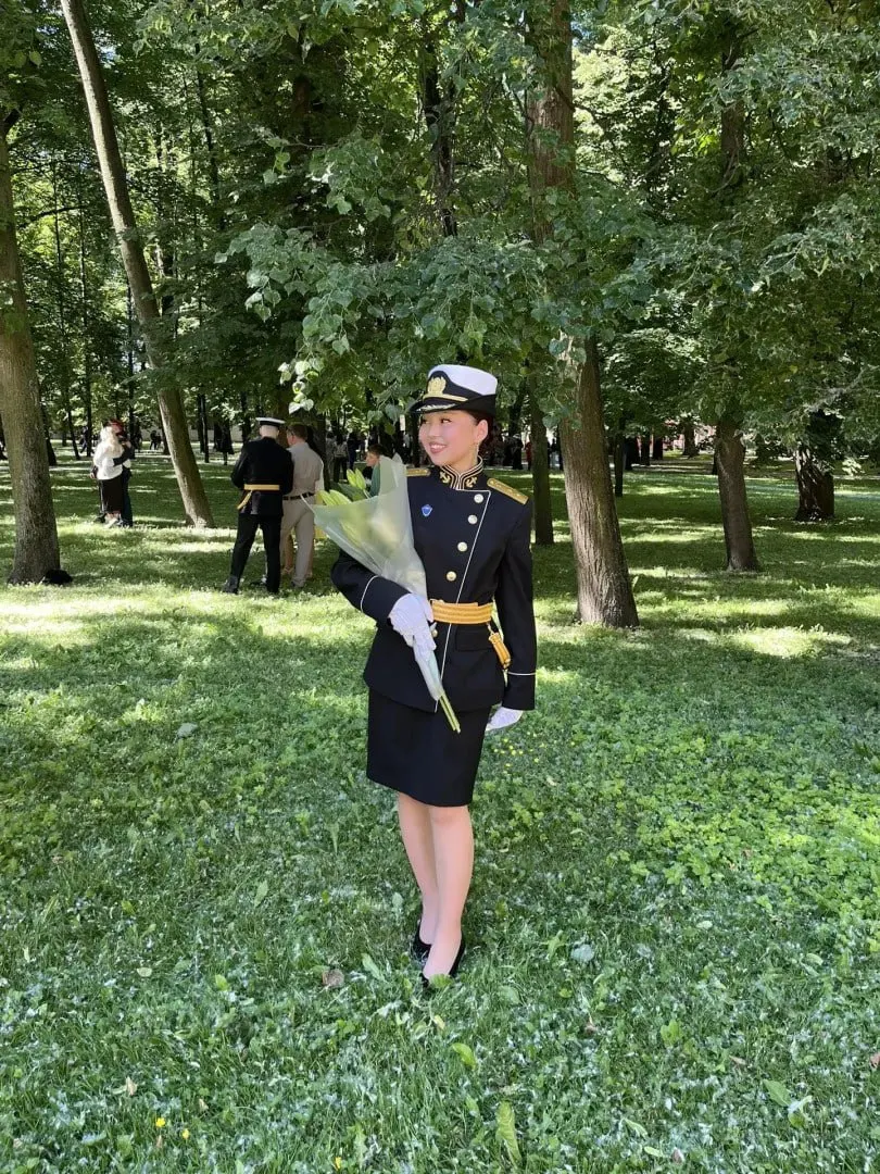 Проверка показала, что информации о приёме родов на самолёте и госпитализации двоих новорождённых нет: ни служба скорой помощи, ни больницы, ни аэропорт и авиакомпании этого не подтвердили.