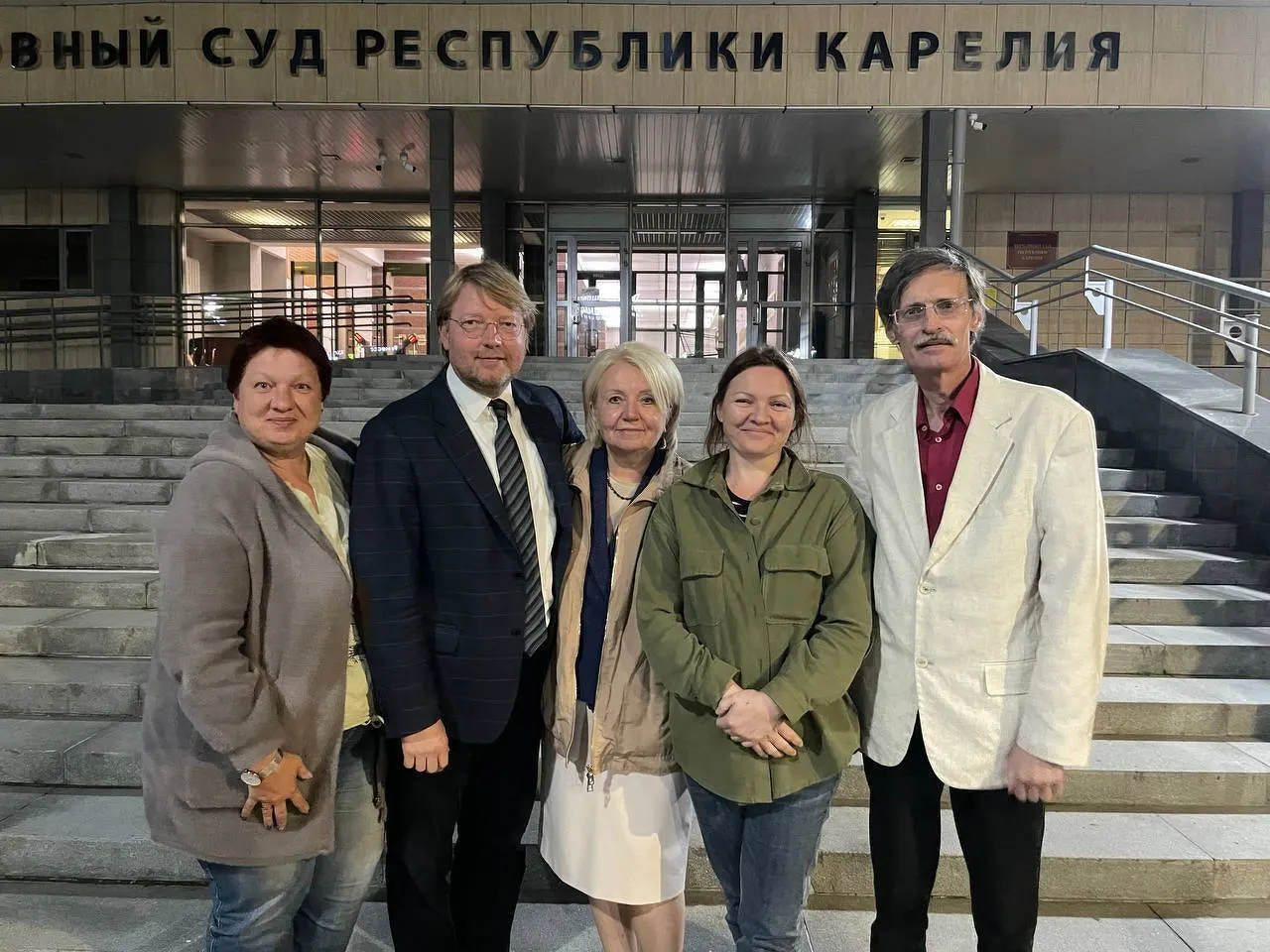 Территориальная избирательная комиссия Петрозаводска отклонила список партии «Яблоко» на выборах в городской Совет, сославшись на то, что документы якобы были подписаны лицом без соответствующих полномочий; в партии называют решение политически мотивированным.
