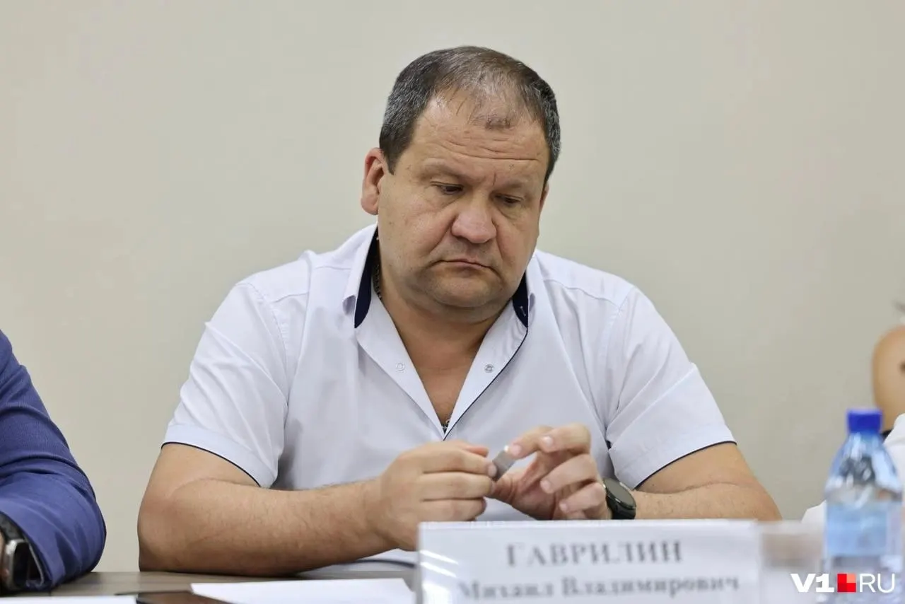 Начальник отдела городского хозяйства рассказал, почему введено одностороннее движение и как это повлияло на потоки транспорта в городе.