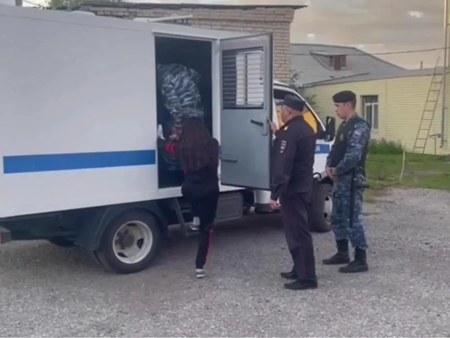Апелляция направила дело на новое рассмотрение: прокуратура Челябинской области указала на существенные нарушения уголовно-процессуального закона при вынесении оправдательного вердикта.