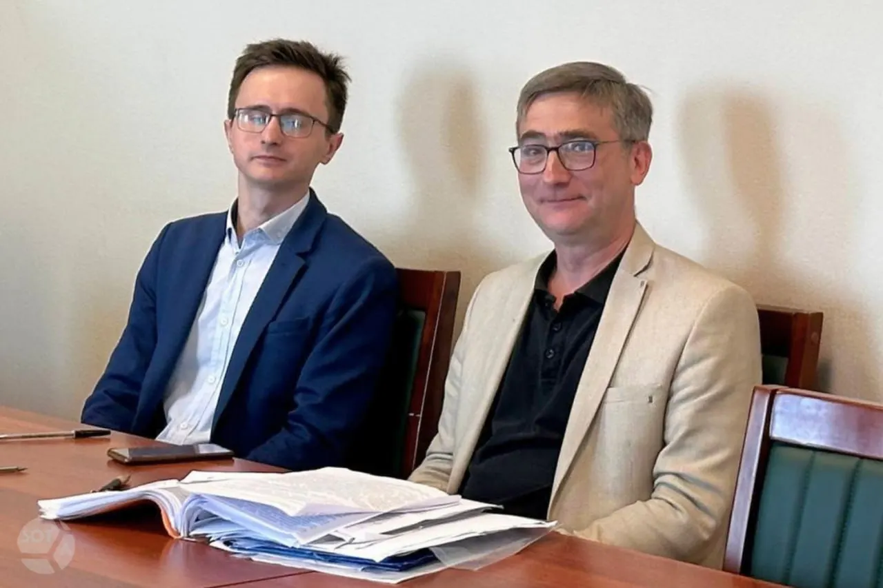 Апелляция в Петербурге оставила в силе штраф по статье о демонстрации «экстремистской символики», что окончательно запрещает Шишлову участвовать в предстоящих выборах.