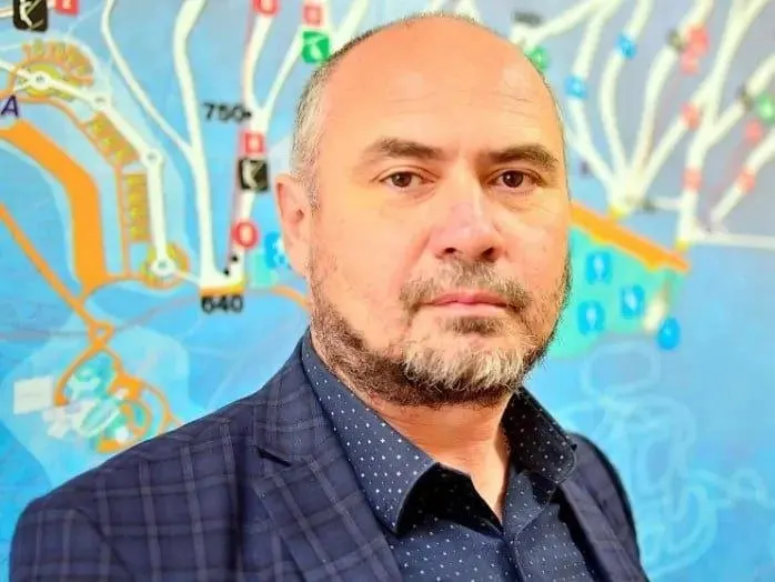Бывший заместитель главы по строительству и дорожному хозяйству Таштагольского района оштрафован на 100 тысяч рублей за провал программы расселения аварийных домов. Ранее с его участием уже было расследование по делу о передаче трёх многоквартирных домов, в результате чего пострадали семьи-сироты.