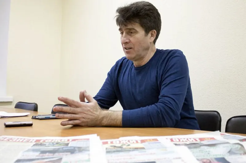 Илфат Файзрахманов объявил об уходе из профессии, заявив о цензуре после двух штрафов по статье о разжигании ненависти. По его словам, издание будет переориентировано в литературный журнал.