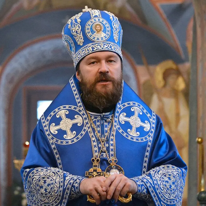 Патриарх Кирилл перевёл митрополита Илариона на служение в Крестовоздвиженский Иерусалимский ставропигиальный женский монастырь Московской области. Ранее его задерживали в Чехии из‑за найденного в машине наркотического вещества, но обвинений не предъявили.