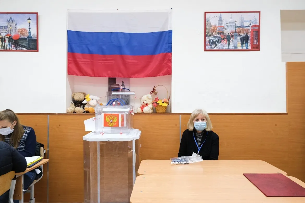 Областные власти ввели дополнительные меры безопасности и проведут тренировки членов избиркомов на случай объявления режима беспилотной или ракетной опасности во время сентябрьских выборов.
