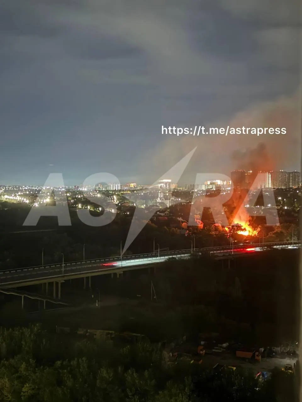 Атаки беспилотников в Белгороде и Ростове с погибшими и ранеными, российские удары по Украине, рейды в петербургских ТЦ, изменения в правилах для мигрантов и новые нормы по регулированию искусственного интеллекта.
