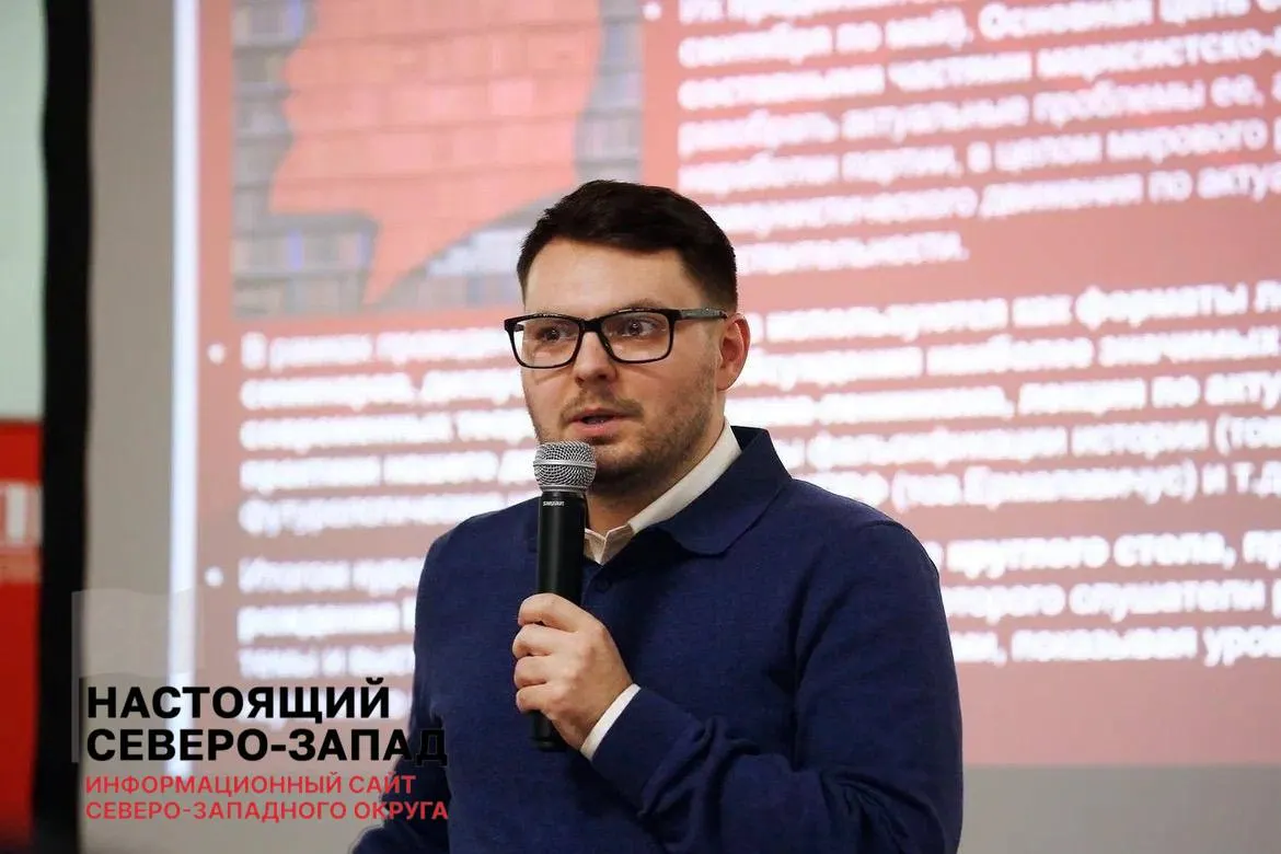 Избирком отказал в регистрации депутату Петросовета Никите Ковыневу: комиссия посчитала, что на момент выдвижения он формально сохранял гражданство Украины, хотя позже представил документы об отказе.