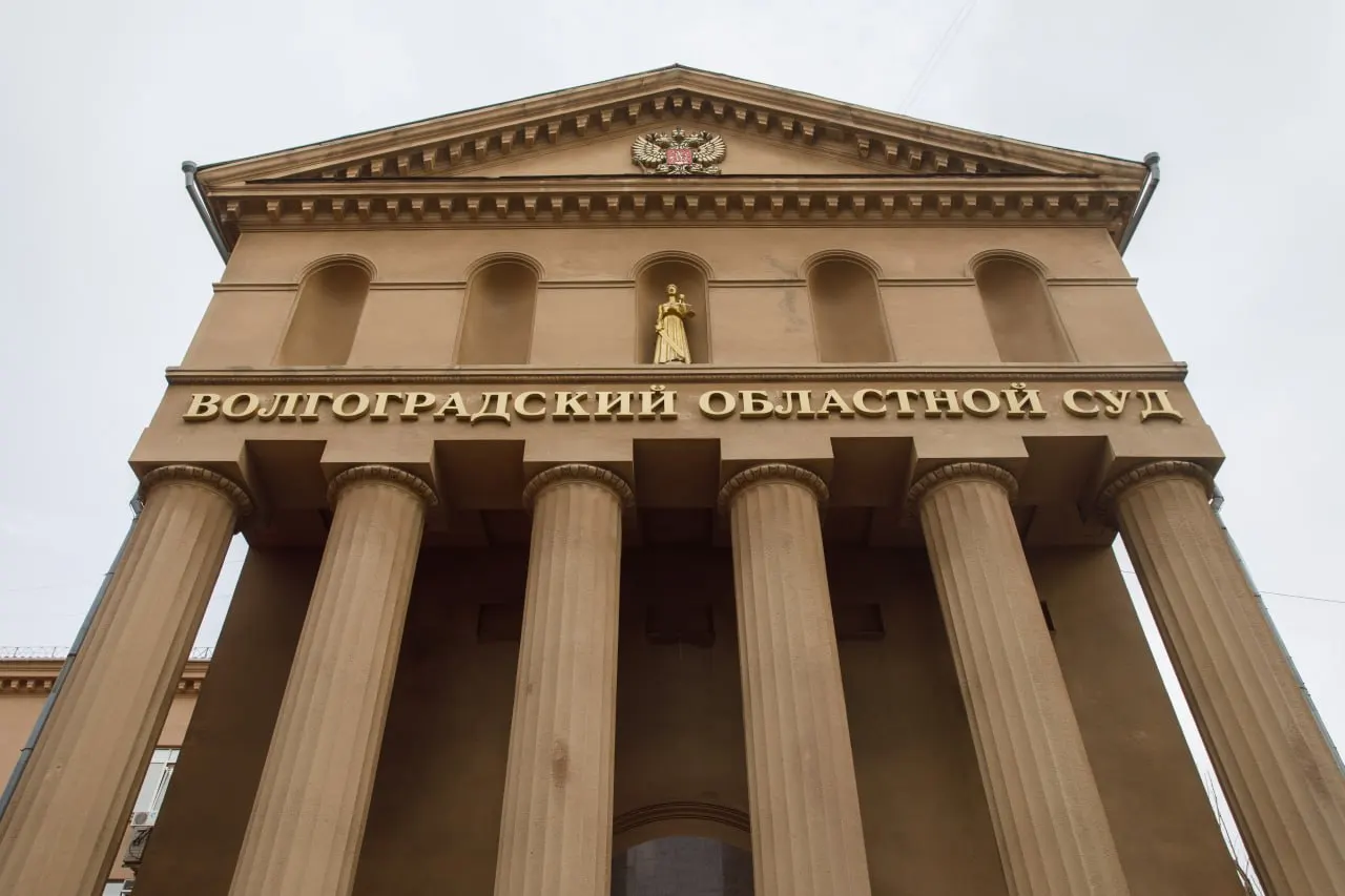 Природоохранная прокуратура защитила интересы компании по переработке полимеров: вместо штрафа почти на 11 млн рублей ведомству удалось добиться предупреждения.