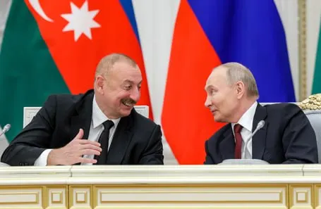 Президент Ильхам Алиев заявил, что прежние сложности в отношениях с Россией остались позади, и взаимодействие между странами налажено на разных уровнях.
