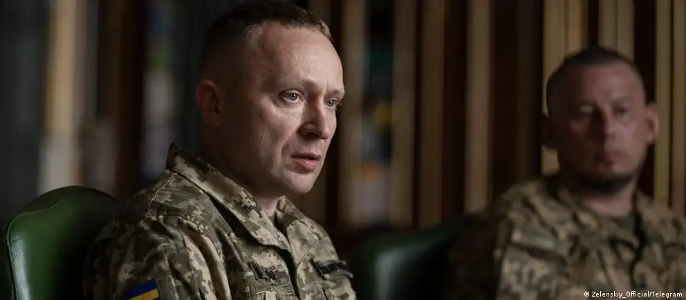 Михаил Драпатый в телефонном разговоре с начальником сил НАТО в Европе изложил видение дальнейших действий ВСУ, в том числе планов по наращиванию ударов по тыловым объектам и защите украинских оборонительных линий. Ранее он был назначен главкомом ВСУ.