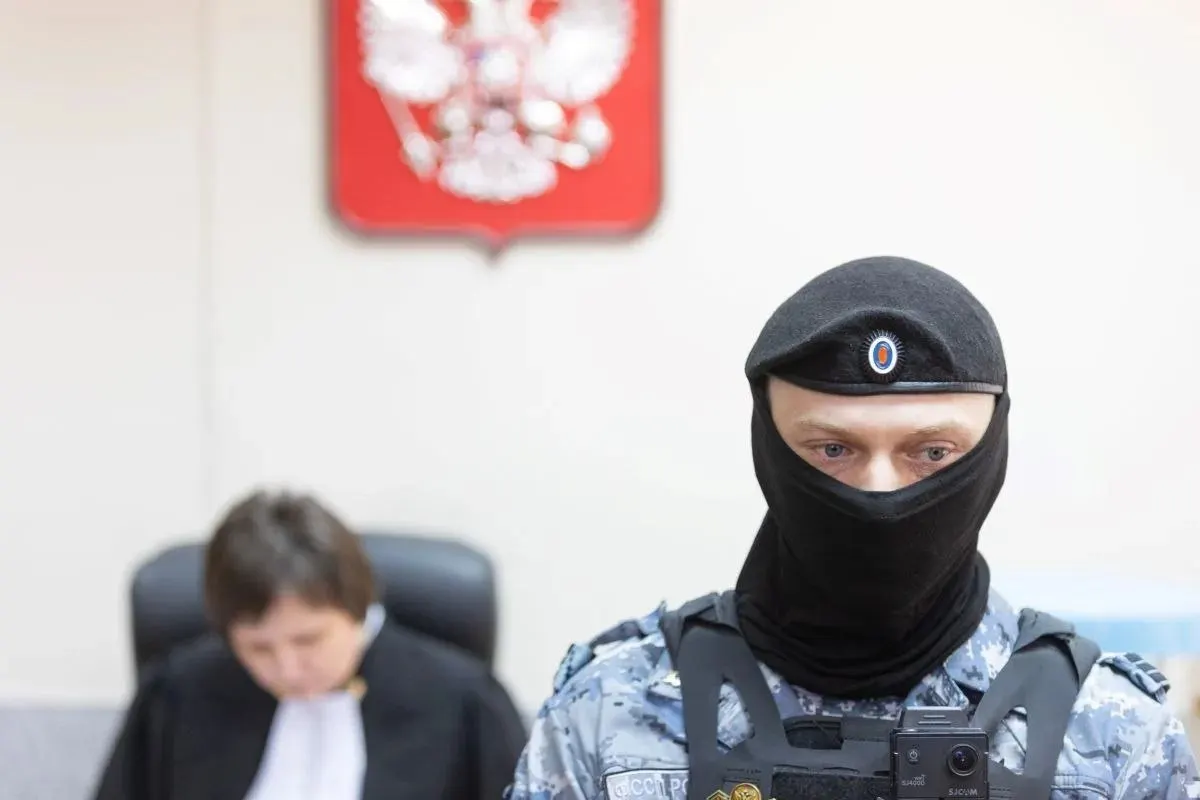 В 2026 году приставы Петербурга возбудили 885 уголовных дел против родителей-уклонистов. С начала года взыскано более 1,1 млрд руб., суды вынесли 202 приговора.
