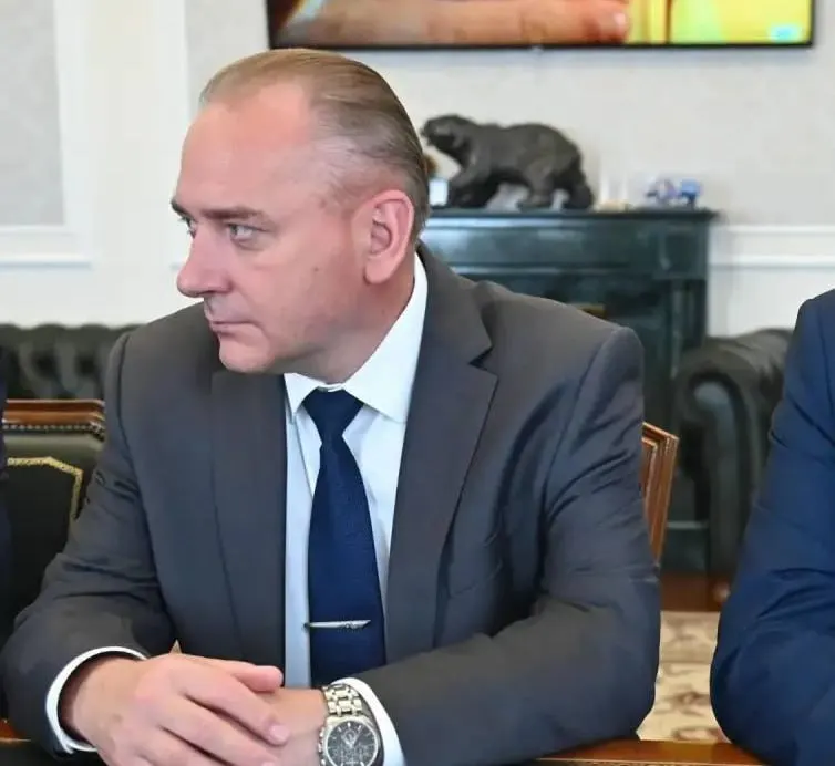 Генерал-майор из Санкт‑Петербурга прибыл в Омск и сменил на посту Сергея Махорина, который руководил управлением с 2022 года.