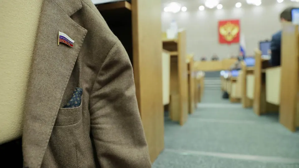 Правительство поддержало инициативу отменить наказания за отсутствие или несвоевременную подачу деклараций региональными депутатами. Поправки требуют доработки и продолжают тенденцию к смягчению правил декларирования доходов.