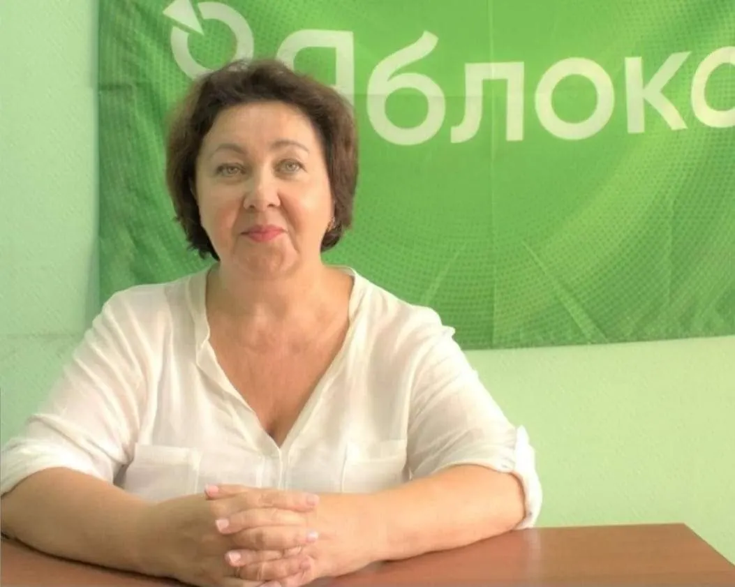 Суд оставил двух фигурантов в СИЗО ещё на три месяца. Родственников не пустили на заседание; у Фильченко есть опыт работы муниципальным депутатом и она ранее снималась с выборов.