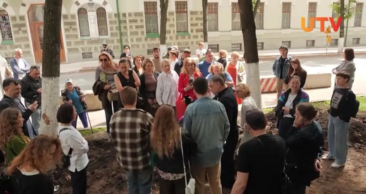 Администрация обсуждает цифровую платформу для учёта зелёных насаждений и механизм общественного контроля за их состоянием.