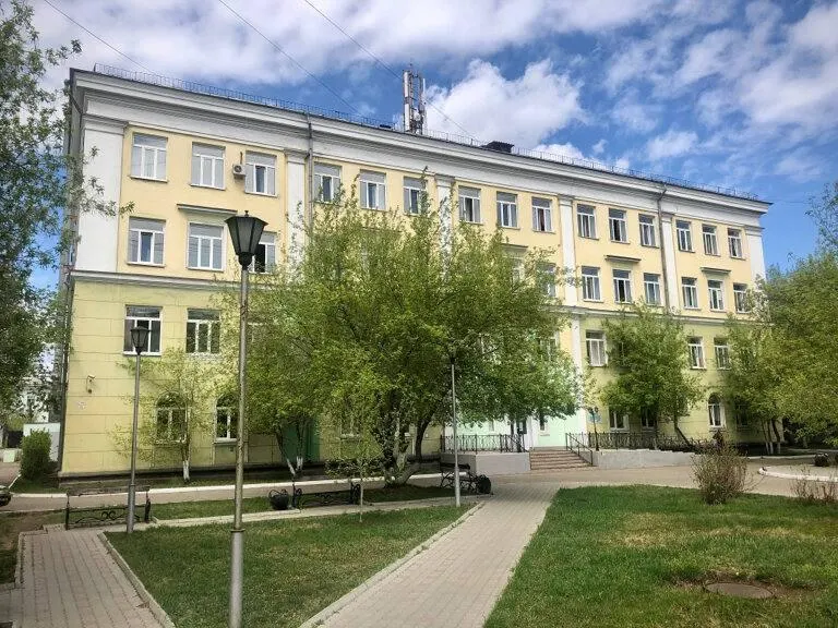 Жительнице Ангарска полгода назад поставили диагноз рак II стадии. В июне врач направил её на обследование перед операцией, но уже несколько недель свободных талонов нет, а в минздраве обещали разобраться, не объяснив, как попасть на приём.