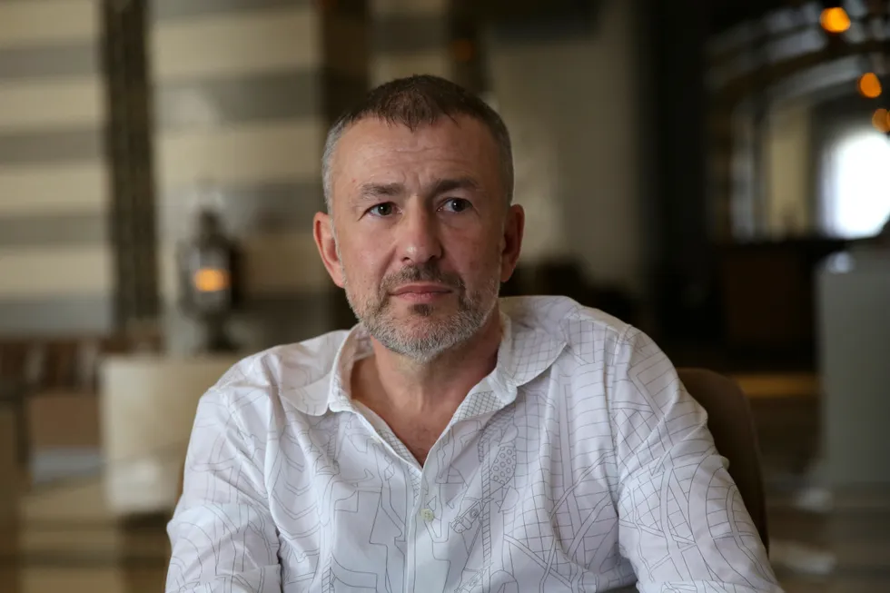 Владелец «Еврохима» и СУЭК, находящийся под зарубежными санкциями, изложил видение послевоенной России: зачем стране нужен суверенитет, какие риски несёт его утрата и какие сценарии развития возможны.