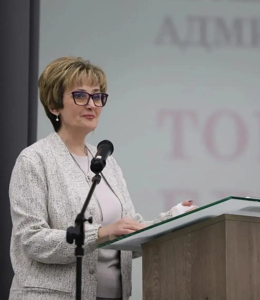 Торохова, руководившая комитетом по управлению Правобережным округом, ушла на пенсию по собственному желанию. И.о. назначена её заместитель Наталья Пустовалова.