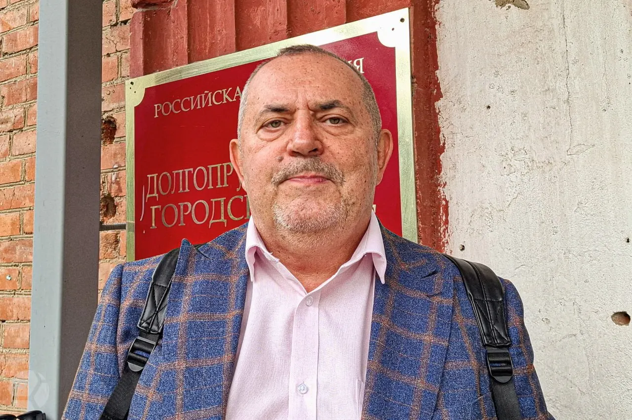 Политик отметил, что останется в стране, продолжит выдвигаться в Госдуму и собирание подписей, а также пообещал «яркий и асимметричный» ответ на решение властей.