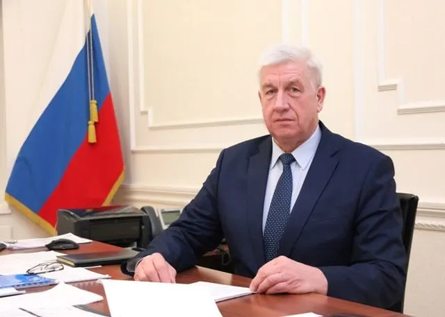 Руководитель регионального отделения и заместитель председателя Псковской гордумы Михаил Иванов станет кандидатом в депутаты по одномандатному округу №150. В региональную группу вошли несколько местных политиков, федеральную часть списка возглавил председатель партии.